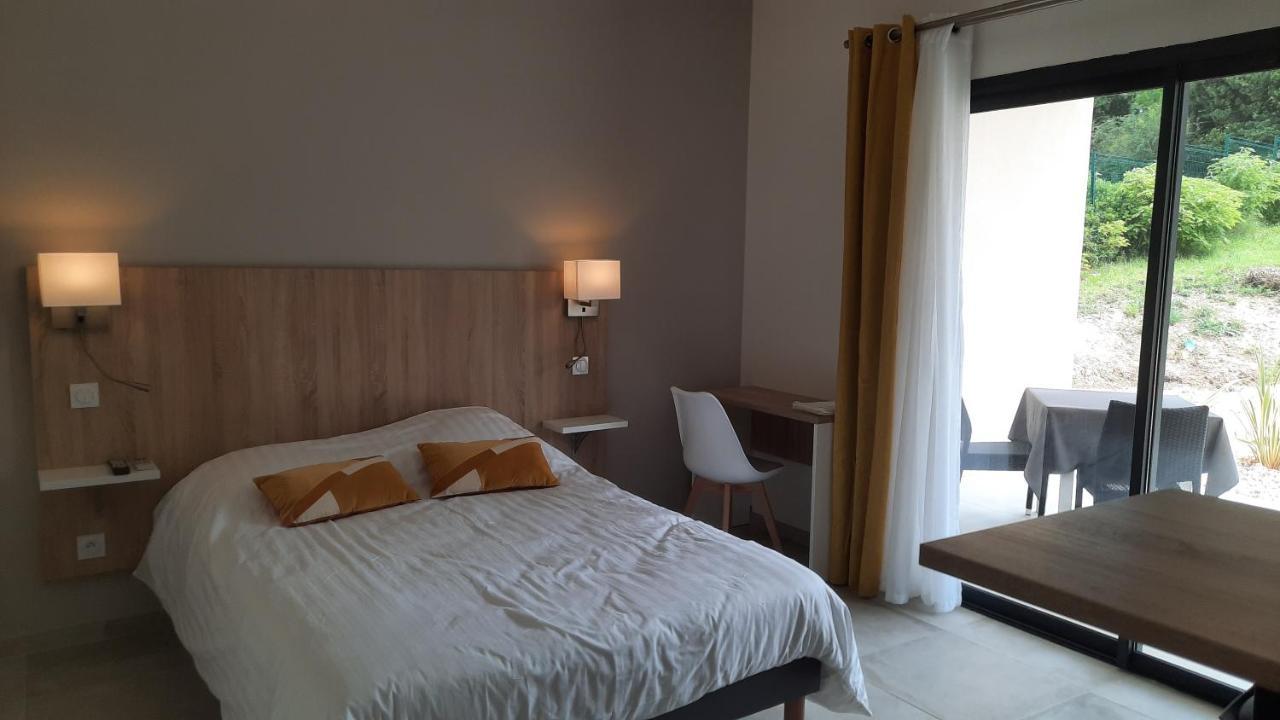 Aparthotel Le Logis de Bérianne Les Tourrettes Esterno foto